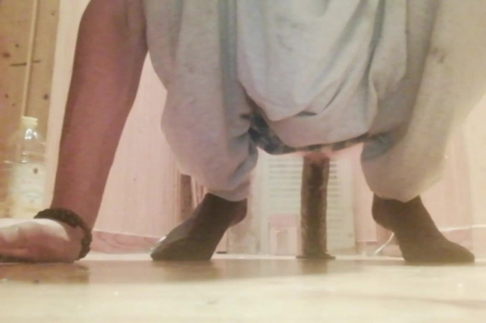Culopeke: Young ass is hungry
