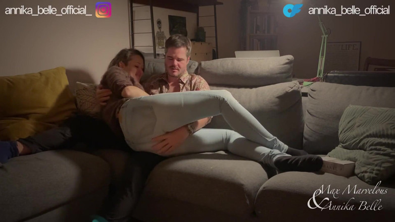 Max and Annika: เซ็กซ์โซฟาอารมณ์ร้อน + ฟอร์เพลย์สุดยอด - คู่รักมือใหม่จริงๆ จูบกันมันส์