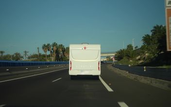 Swamebus Arrives in Tenerife