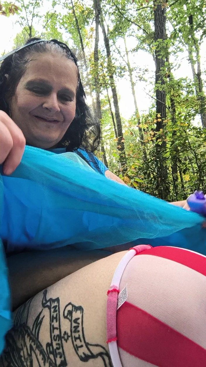 HerculesnVENUS: Zlobivá herečka venkovní scéna Útěke se snaží dostat do kundičky