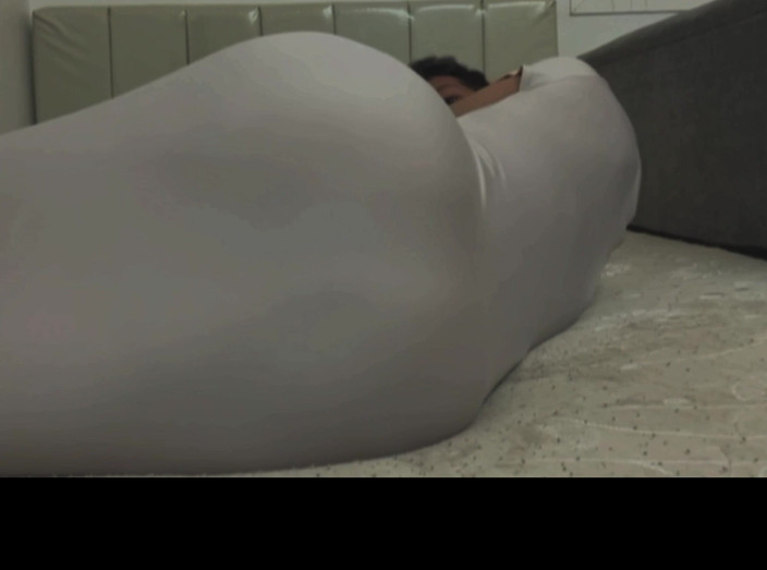 VerticalArgument4: エッサ・カエム