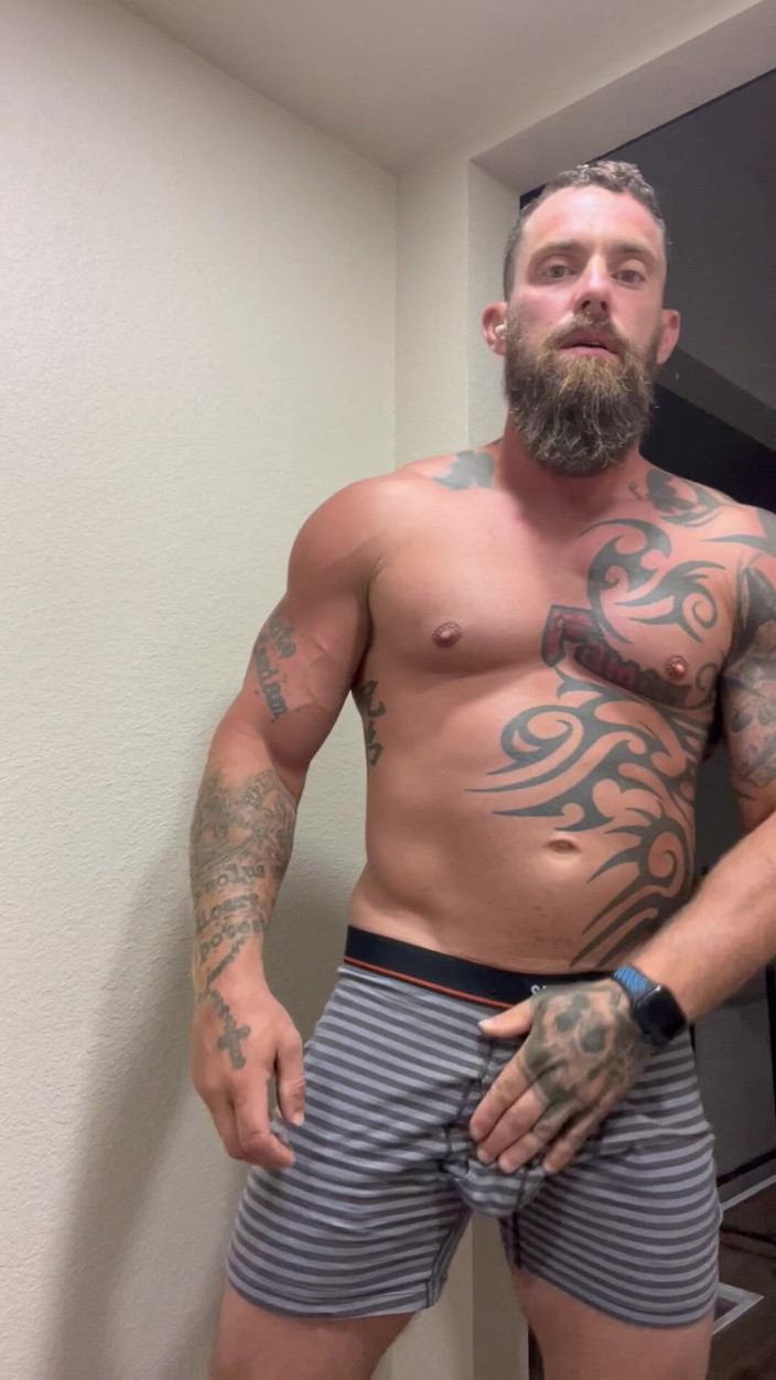 Viking solo: Tattooed Viking Flexes While Stroking for You
