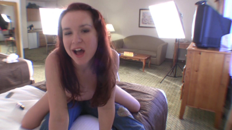 Femdom Austria: Butt rubbing cum