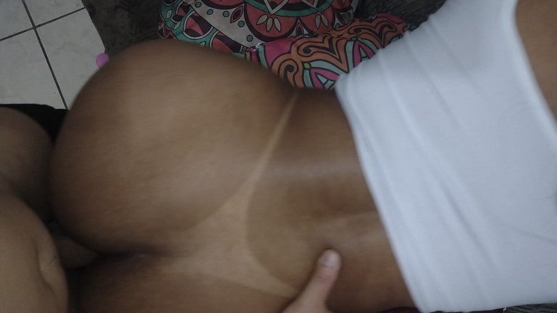 Jr and denies: Cewek itu crot di dalam temannya