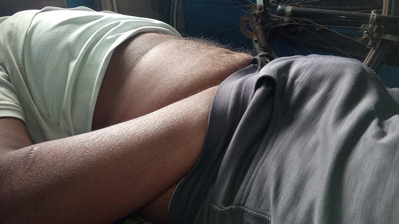 Sweet Indian cock: Bhabi berkongkek dubur dengan buah dada