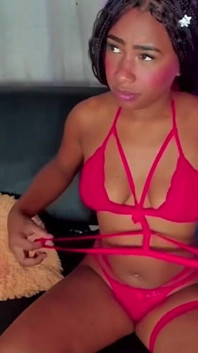 Proniká mě u okna: sousedé se dívají