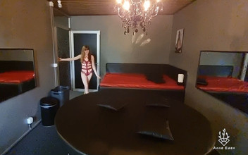 Anne Eden: Seks kelab swinger di katil carousel!!