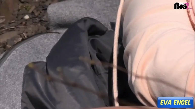 Eva Engel: Pane bože! Natočeno Cizincem...