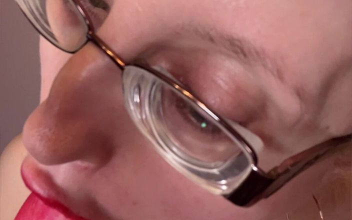 FinDom Goaldigger: Blowjob with Red Lipstick Cam Session