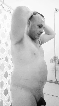 JG Risk: Pertunjukan pancuran edisi cewek kulit hitam dan putih lagi asik...