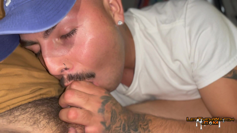 Let them watch: Futaiul public a prins o ejaculare mare anală dură! Dl...