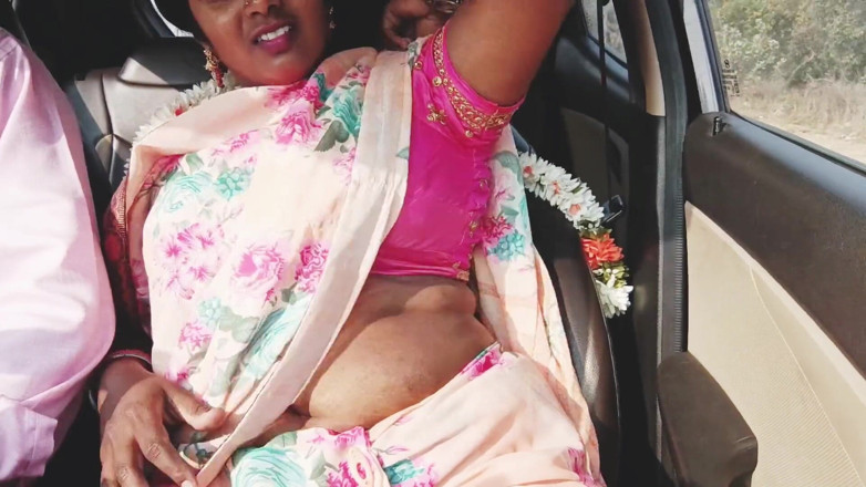Telugu honey lips: Silk Stepaunty Car Sex, Telugu Dirty Talks, Episode -1, Part- 3, Sexy...