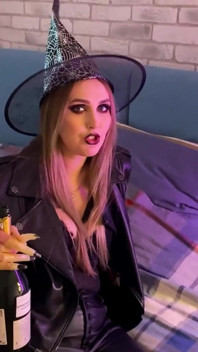 Fucked stepmom on Halloween without a pumpkin on her head
