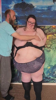 SSBBW kapre utaarakar andarviyar tak le ge bhaag 1