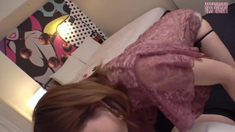 Far East pornography: 카메라 앞에서 모든 순간을 사랑하는 열정적인 미녀 촬영 - 2