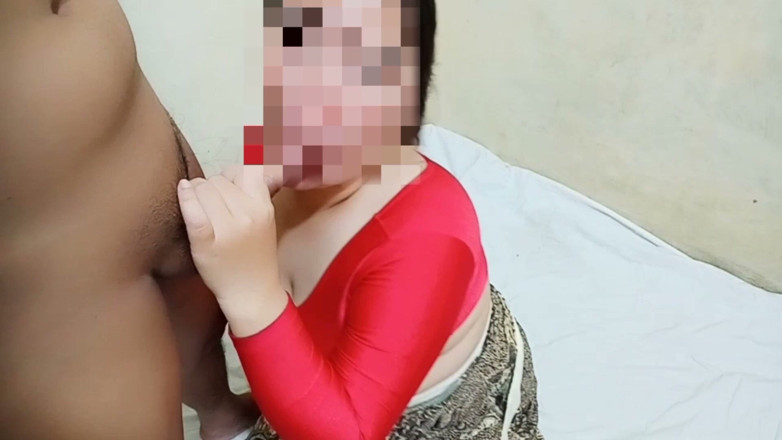Vaginabig88: Berkongkek dengan awek jiran saya dalam pakaian seksi