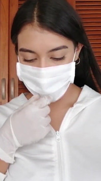 Latexhandschuhe Und Chirurgische Maske (spermaessen)