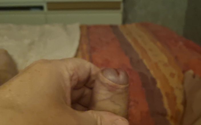 Pellefnatt: Il mio amico ama giocare con il suo cazzo quando...