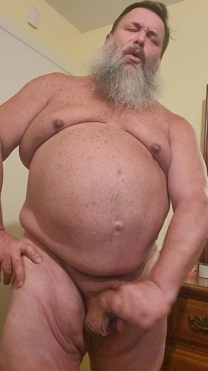 GeneWadexxx: Oso grande bate una carga caliente