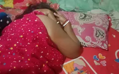 与邻居的朋友妻子的秘密爱情性爱