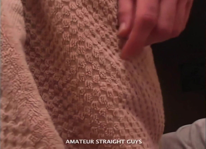 Jay's Amateur Straight Guys: 자지에서 첫 게이 BJ를 따먹는 Trent!
