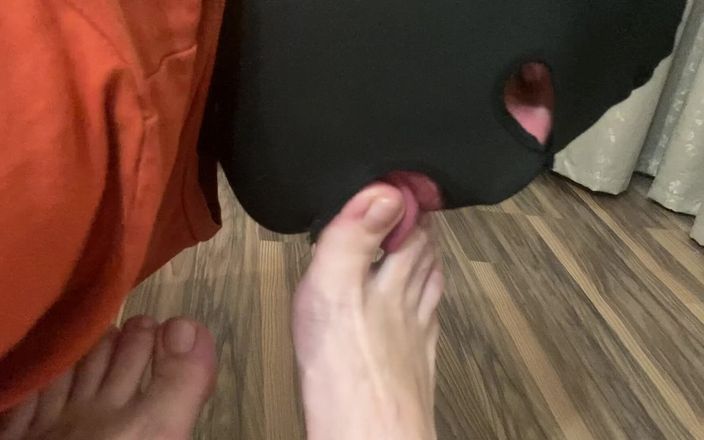 PriyaNaavya: Ich lecke meine sexy füße des stiefvaters
