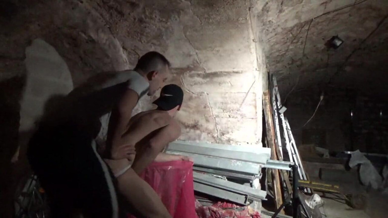 Gaybareback: 网络摄像头色情奥斯卡伍德被tim Cosla无鞍性交