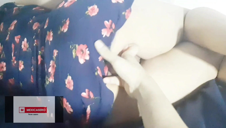 Mexicasero: A madrasta do meu amigo está hospedada na minha casa...