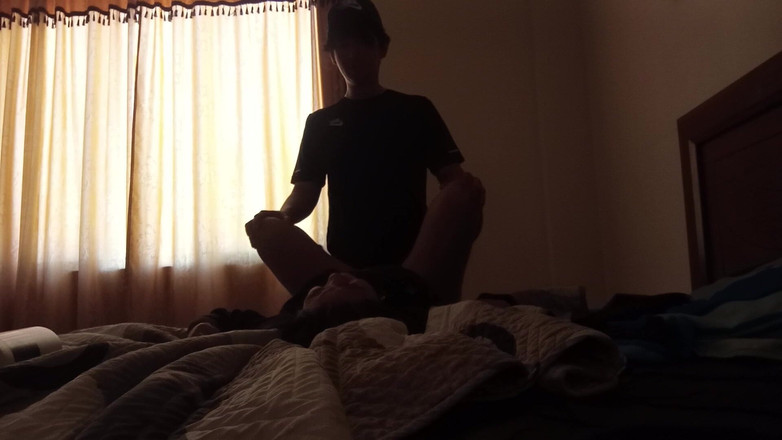 Moo DBOXXX: Meine 18-jährige christliche freundin will sex jeden Tag, ihr freund arbeitet...