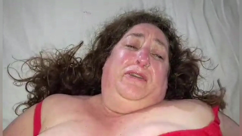 Kittenbritches: Podvádějící bílá bbw děvka svázaná a potrestána přítelem BBC