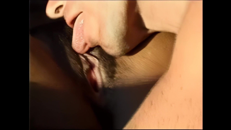 American Stallion: Brunettes dengan pria