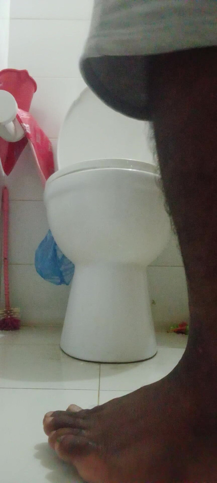 Alawon khan: Ragazzo desi che gioca da solo