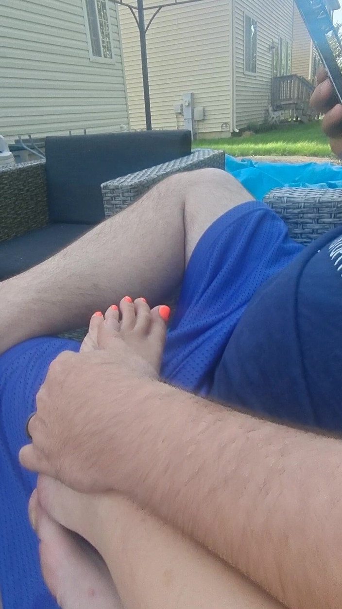 Naughty alchemy: 足部按摩