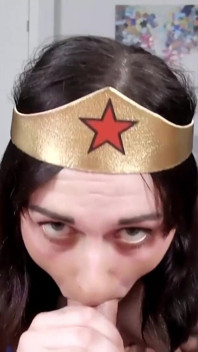 Diana Prince berkongkek rahsia