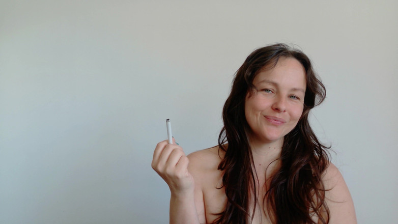 Kinky Lyrical: Присоединяйся ко мне за обнаженной сигаретой