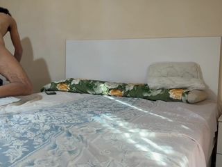 Arab gay sex: Masturbasi arab