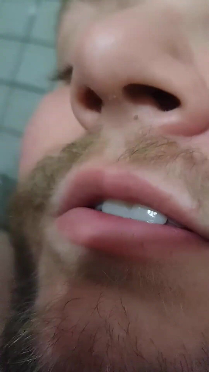 LilTaste: Ich muss da rein, ist das okay?