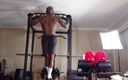 Hallelujah Johnson: Odporový trénink Saq trénink je užitečná a účinná metoda fitness tréninku...