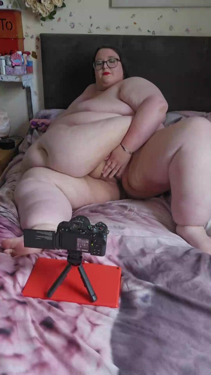 SSBBWLadyBrads: SSBBW buceta jogo e orgasmo parte 1