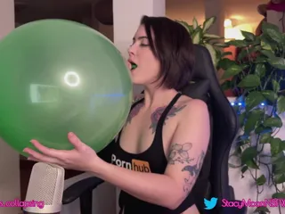 Stacy Moon: Inflating a big green balloon