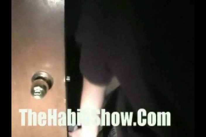 The Habib Show: Tupac baise des digues blanches dans la buanderie