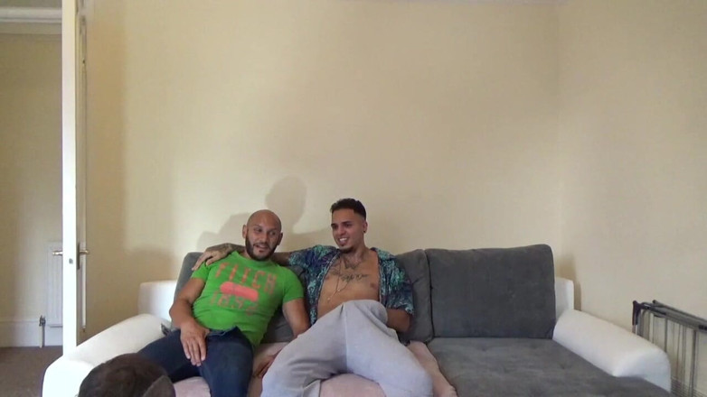 RAW PORN SPY CAM: Godlbart dipergunakan mentah oleh Leo Rex