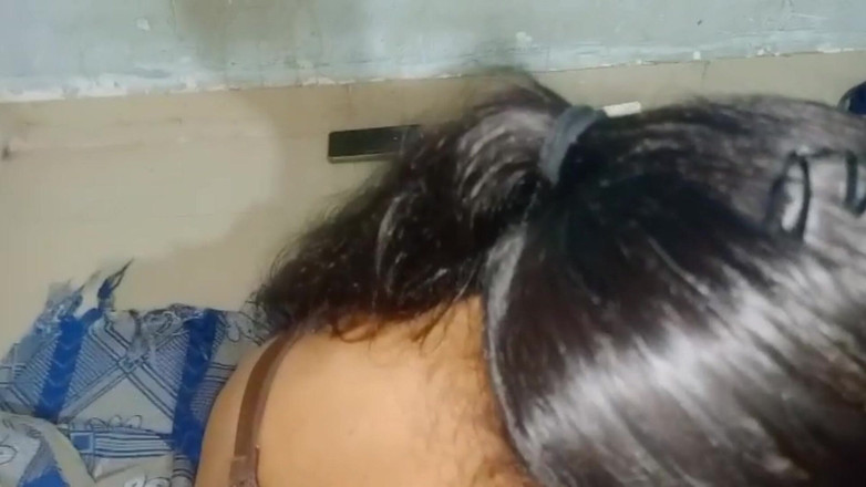 NikiRathod: Kouření Video S Divyou