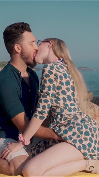 Risking It All on Empty Beach - Real Amateur Couple Squirt