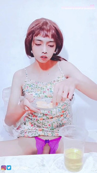 (ตอนที่ 2) ครั้งแรกที่ชิมน้ำควยและปัสสาวะตัวเอง น้ำควยราดอาหาร เธอชายข้ามเพศเอเชีย