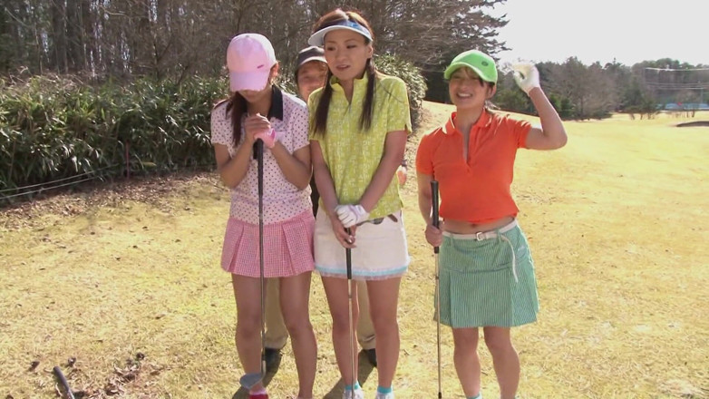 The Asian Sports: hot jaapaani taarts ke saath kuchh chhed khelna
