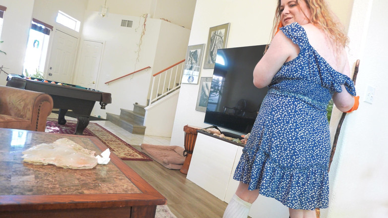 Erin Electra: Best MILF Stepmom Fucks Stepson's Hard Cock While Cleaning in...