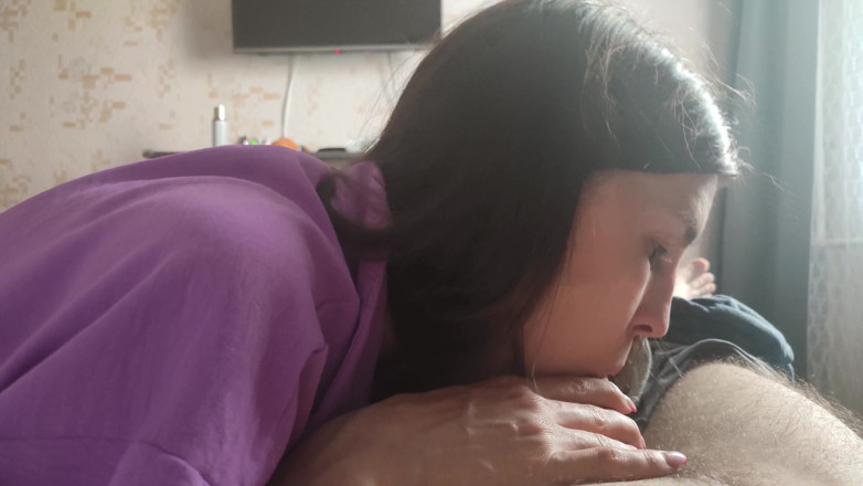 Sasha Green: Üvey kız kardeşim küçük tatlı yarağımı emmeyi seviyor