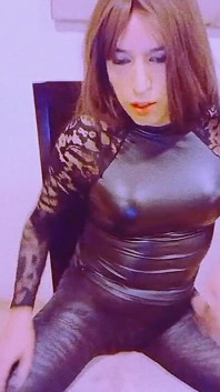 Sissy shemale se masturbant