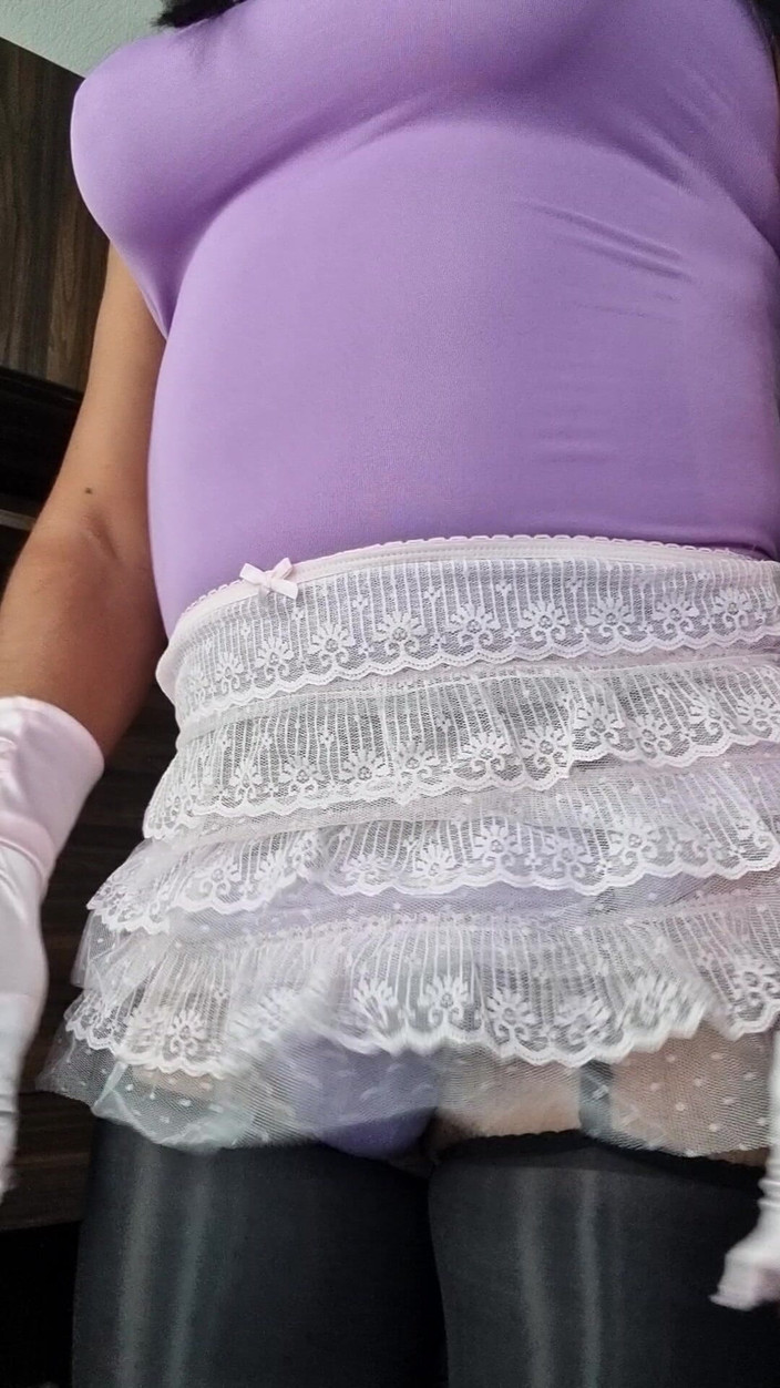 My panties: Satin, renda, dan celana dalam tipis terbaru saya